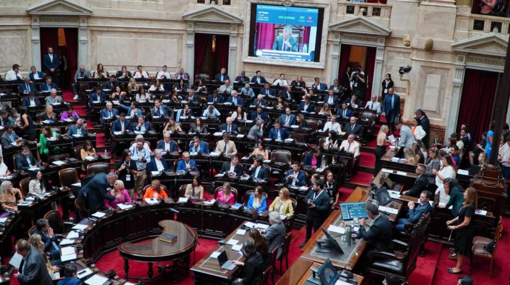 diputados-de-la-oposicion-presentaron-un-pedido-al-congreso-para-impulsar-el-juicio-politico-a-milei