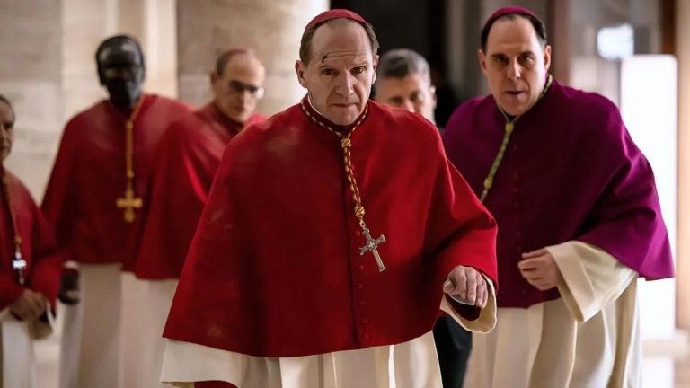 Muerte-del-Papa-Francisco-La-relevancia-de-la-pelicula-Conclave