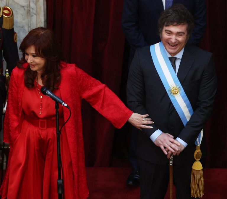 797820-cristina-20con-20milei-20ok