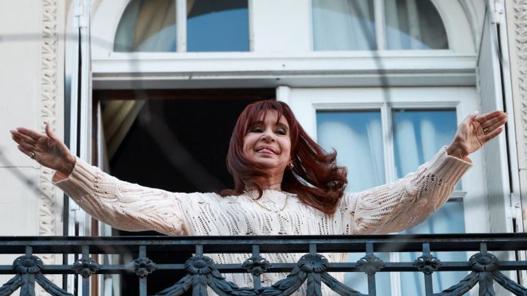 cristina-kirchner-podria-acceder-a-la-prision-domiciliaria-antes-del-miercoles-foto-reuterscristina-